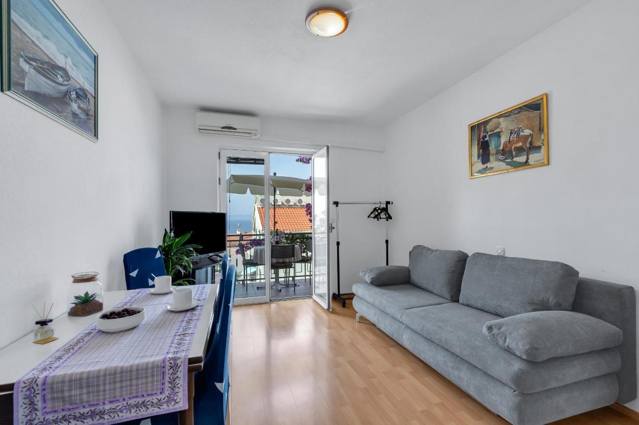 Family Apartments Leona Makarska Exterior photo